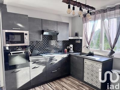 Maison - 77 m² - 4 pièces