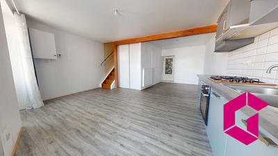 Maison - 102 m² - 4 pièces