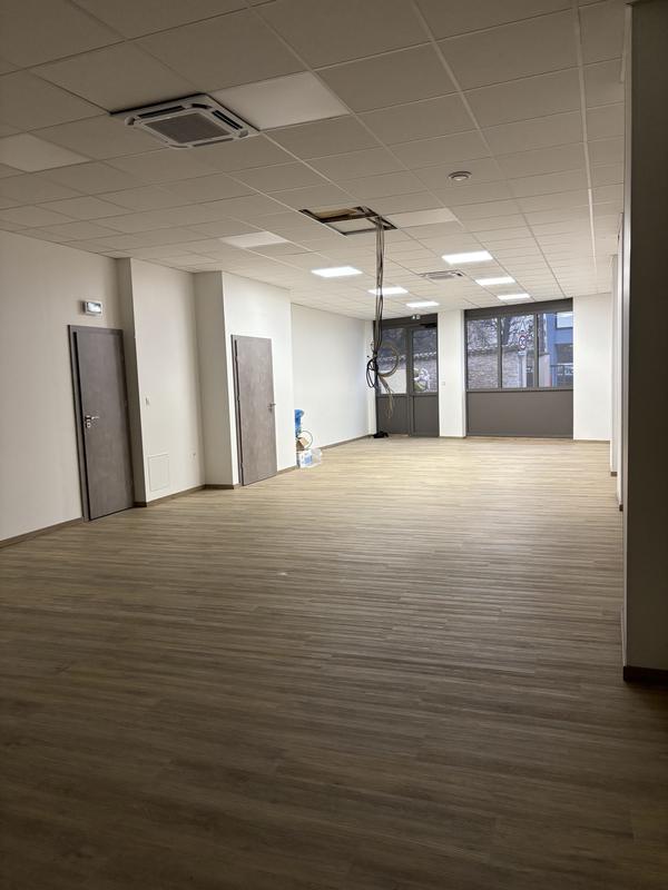 Local commercial - 117 m²