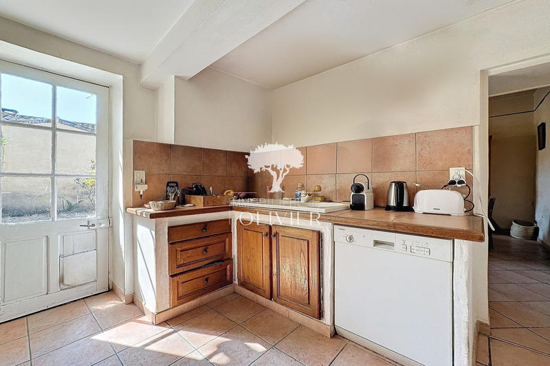 Maison de village - 280 m² - 14 pièces