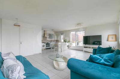 Appartement - 80 m² - 3 pièces