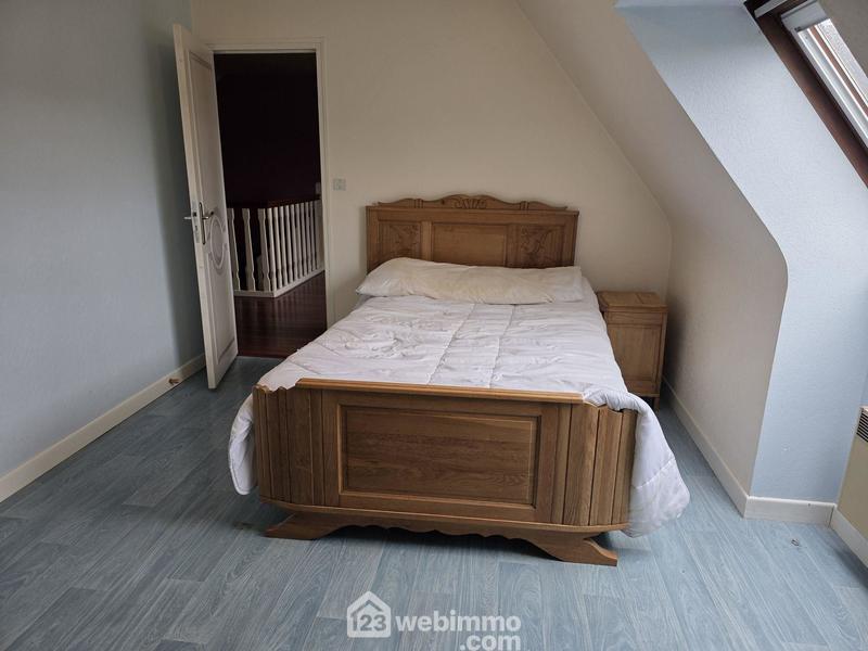 Maison - 187 m² - 7 pièces