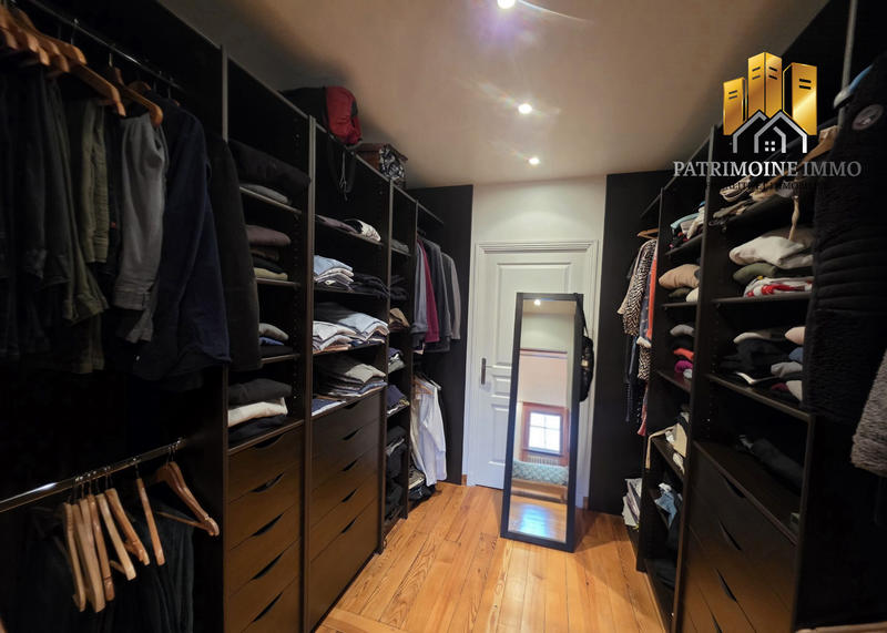 Manoir - 257 m² - 8 pièces