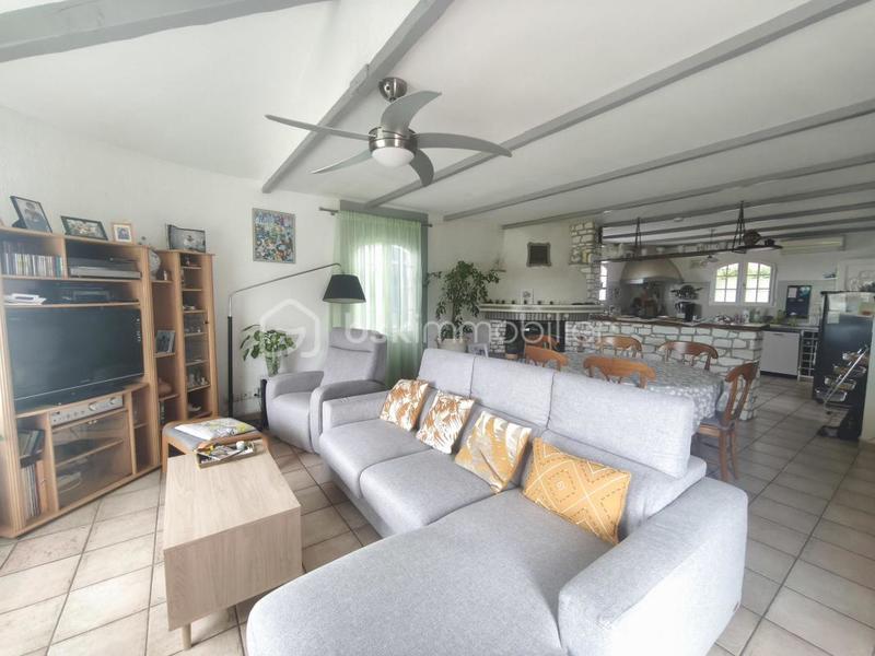 Maison traditionnelle - 166 m² - 6 pièces