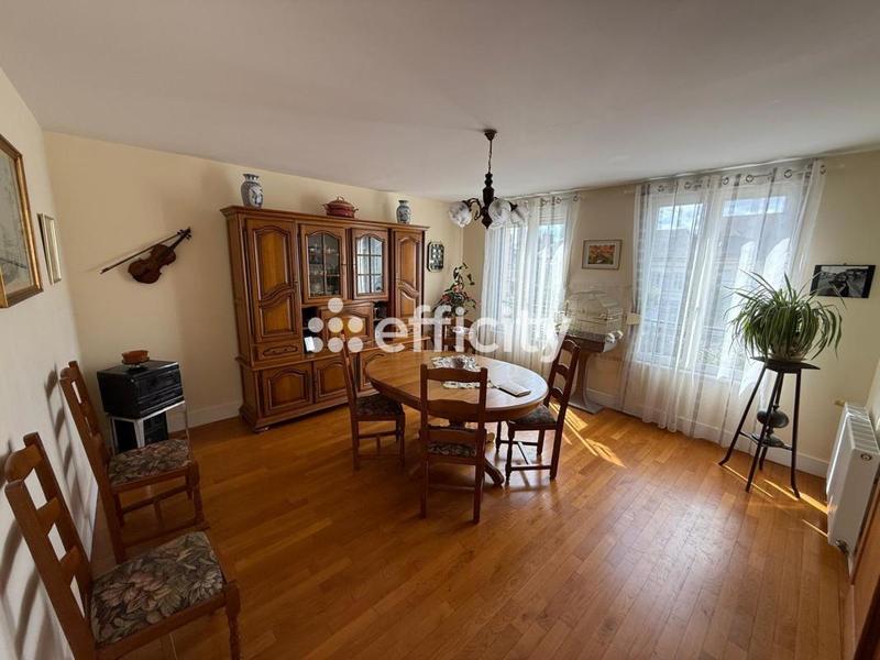 Immeuble - 334 m² - 17 pièces