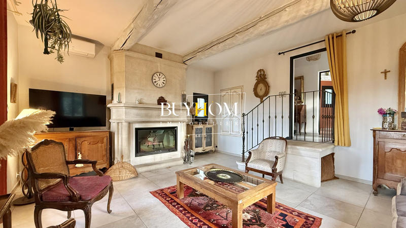 Maison - 180 m² - 5 pièces