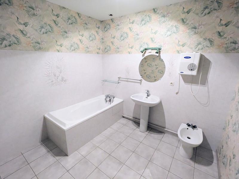 Villa - 1 003 m² - 8 pièces