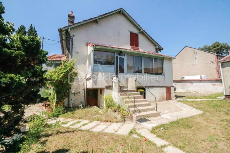 Maison - 83 m² - 5 pièces