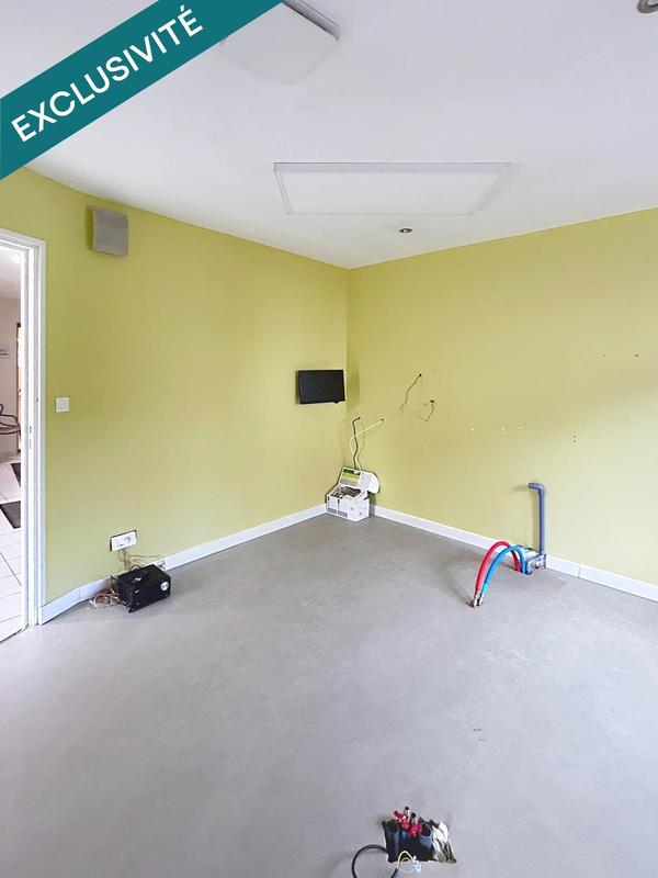 Local commercial - 135 m² - 3 pièces