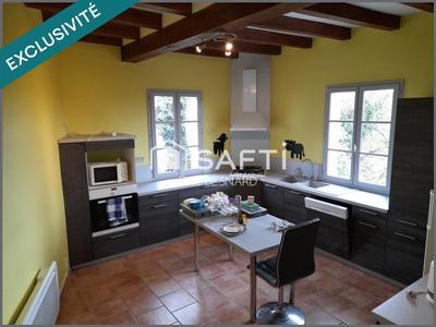 Maison - 90 m² - 5 pièces