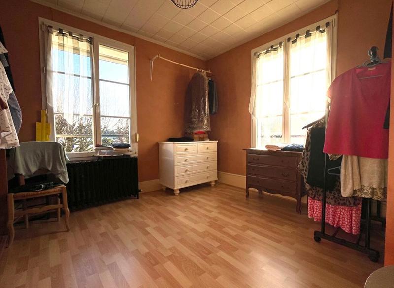 Maison - 128 m² - 7 pièces