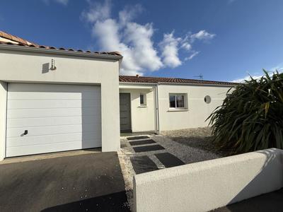 Maison - 89 m² - 4 pièces