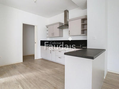 Appartement - 66 m² - 3 pièces