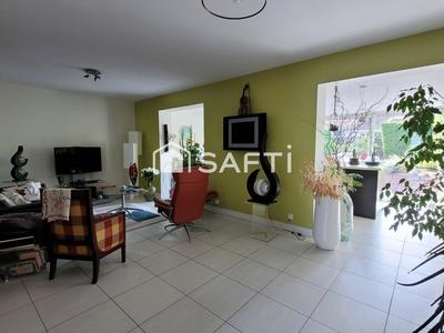 Maison - 120 m² - 4 pièces