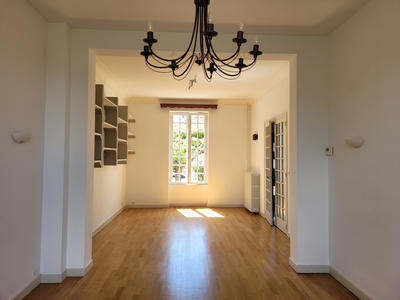 Maison - 178 m² - 5 pièces