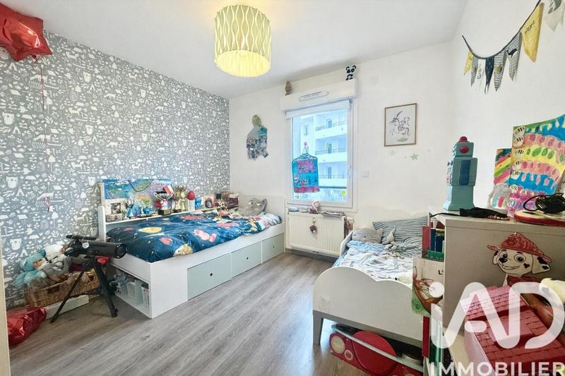 Appartement - 93 m² - 4 pièces