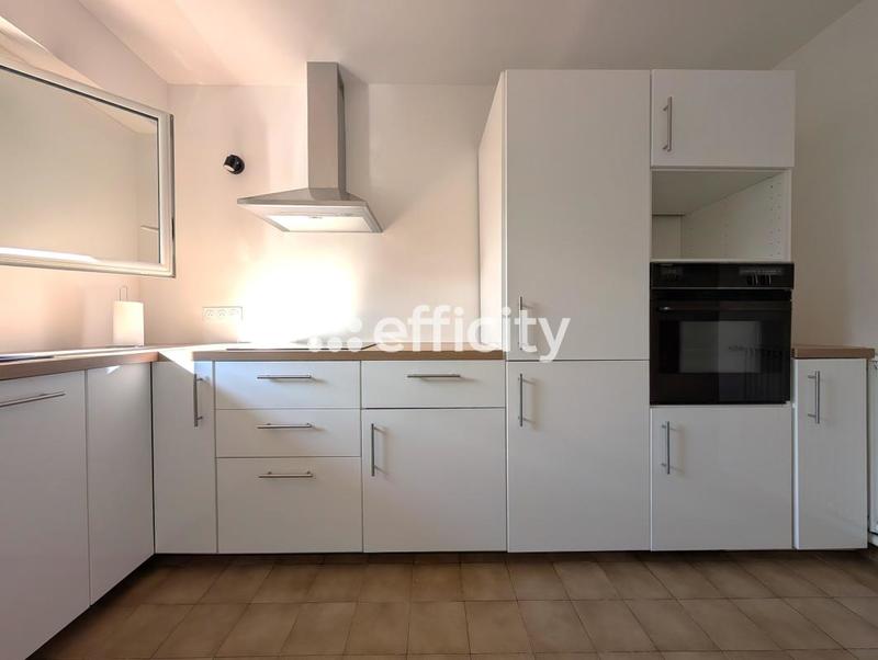 Appartement - 75 m² - 4 pièces