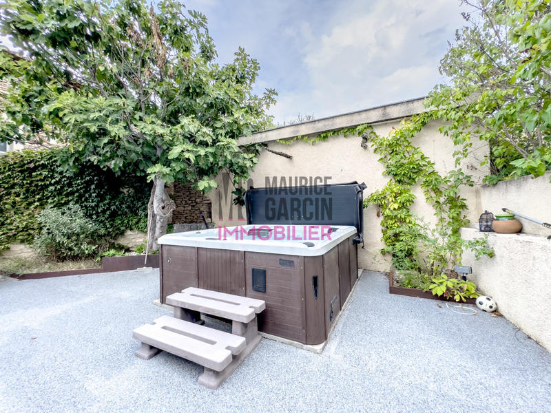 Mas - 150 m² - 6 pièces