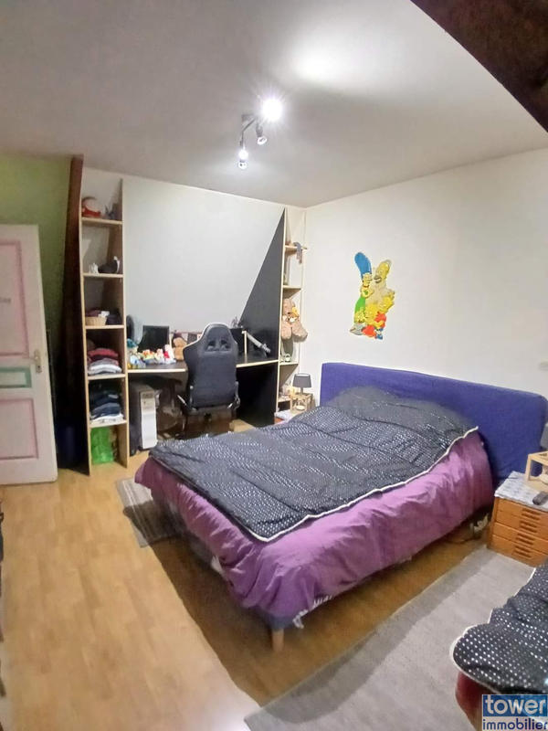 Maison - 85 m² - 5 pièces