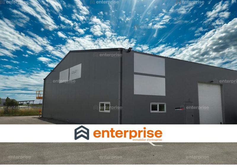 Local d'activité / Entrepôt - 600 m²