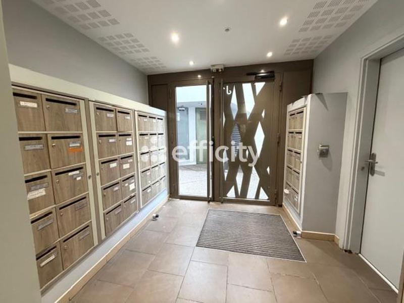 Appartement - 70 m² - 4 pièces