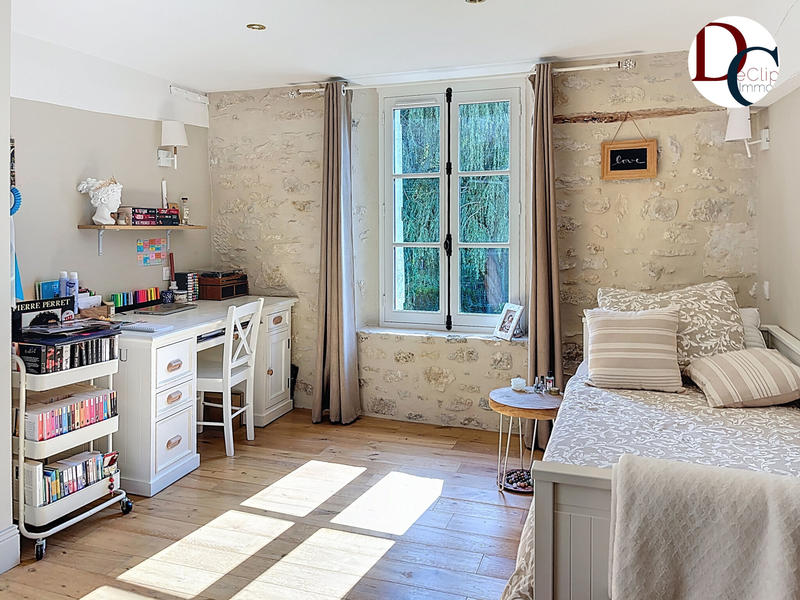 Maison - 405 m² - 11 pièces