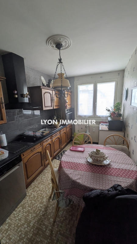 Appartement - 97 m² - 4 pièces