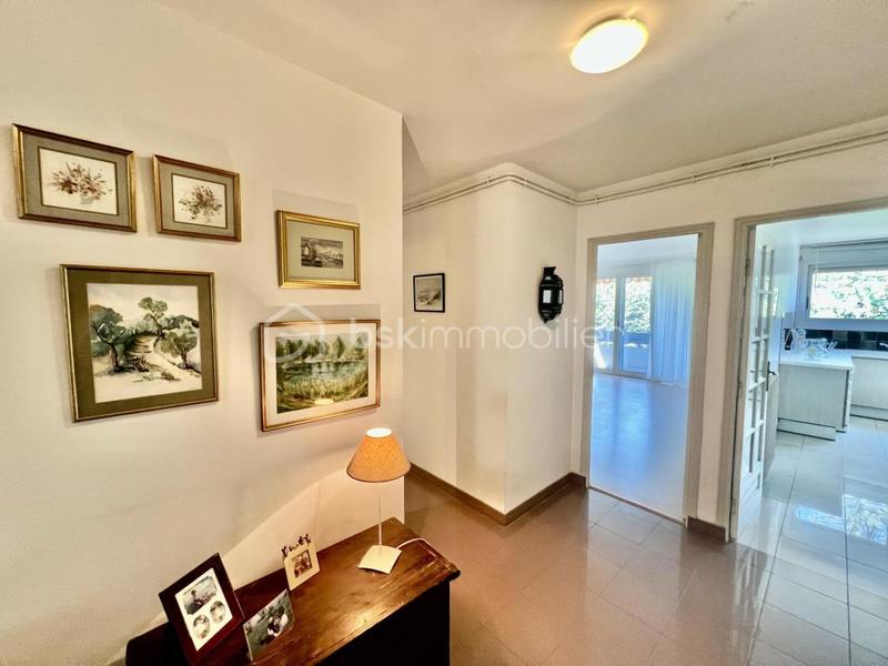 Appartement - 79 m² - 3 pièces