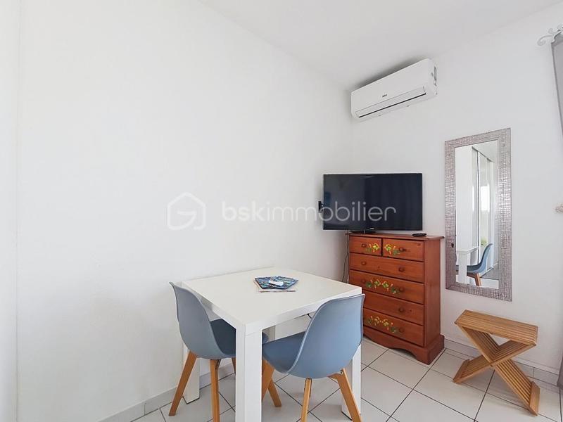 Studio - 28 m² - 1 pièce