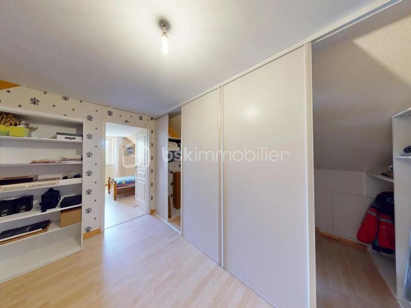 Maison - 163 m² - 5 pièces