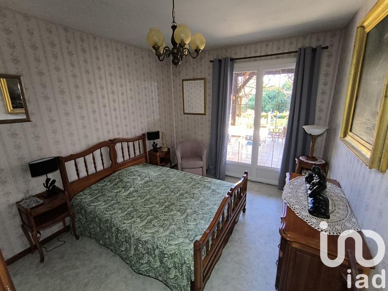 Maison - 230 m² - 9 pièces