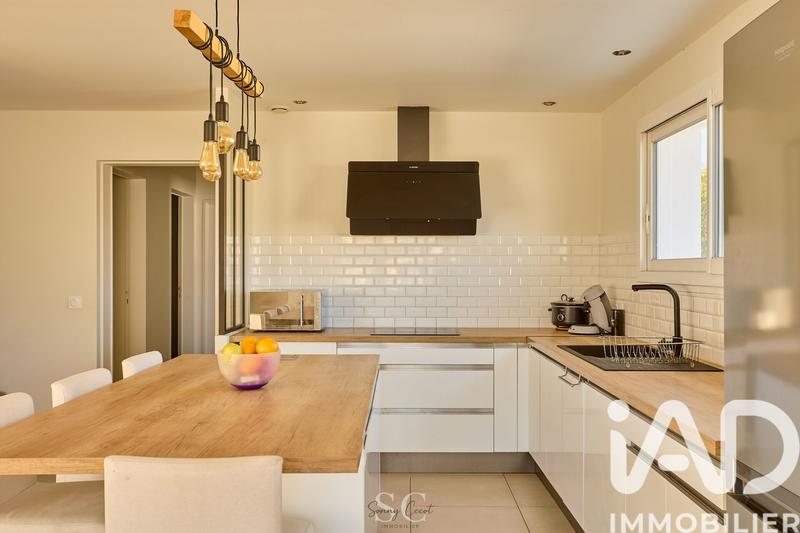 Maison - 137 m² - 5 pièces