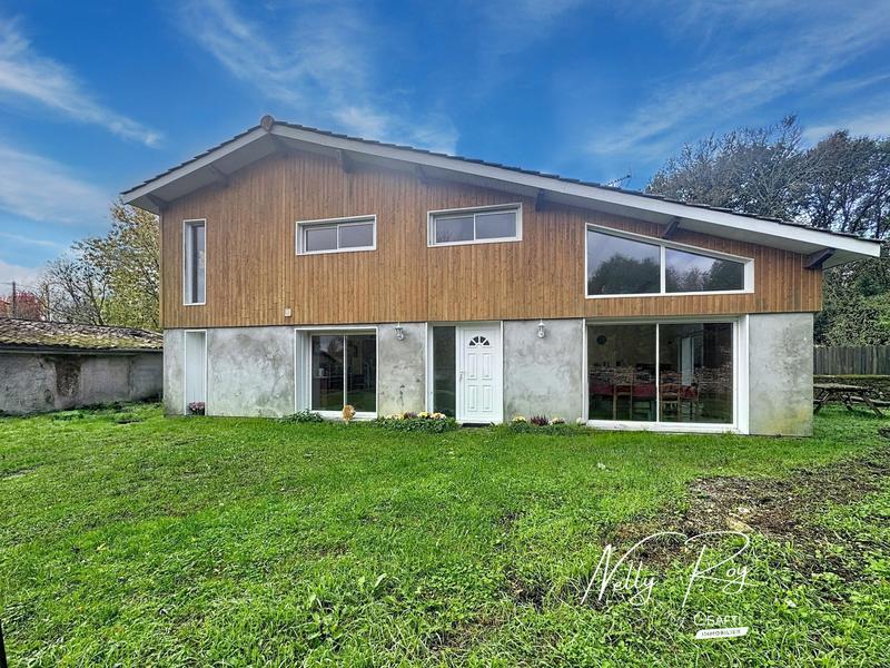 Maison - 110 m² - 6 pièces