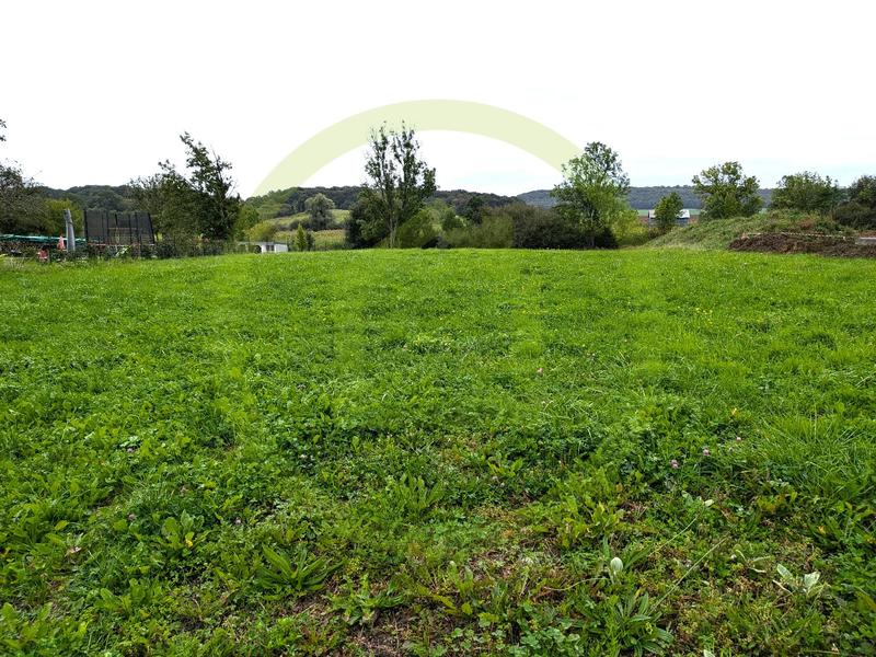 Terrain constructible - 2 304 m²