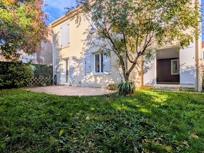 Maison - 138 m² - 7 pièces