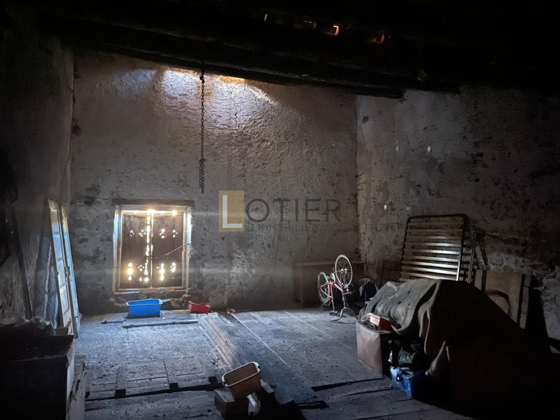 Parking / Garage - 134 m²