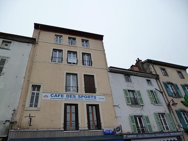 Appartement - 80 m² - 2 pièces