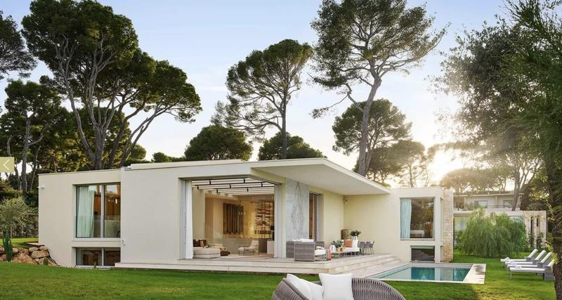 Maison - 404 m² - 8 pièces