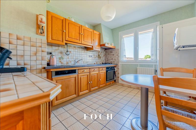 Maison traditionnelle - 103 m² - 6 pièces