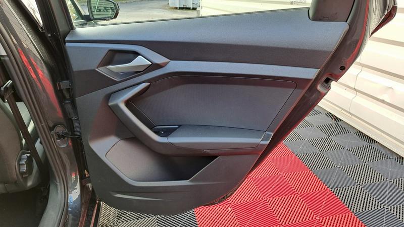 Audi A1 sportback 30 Tfsi 110 Ch s tronic 7 s line