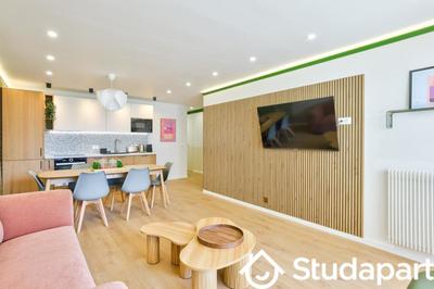 Chambre - 10 m² - 1 pièce