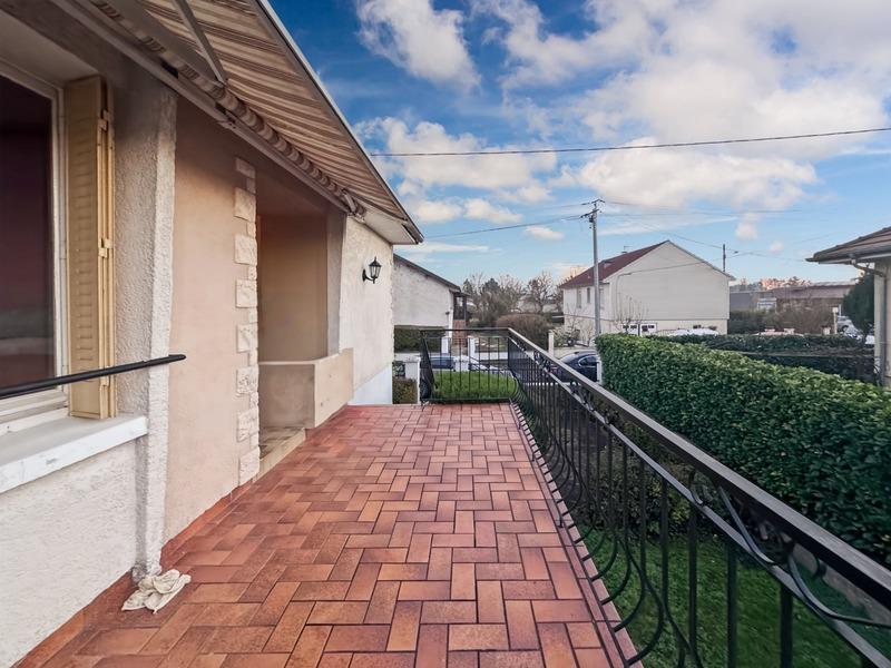 Maison - 86 m² - 4 pièces