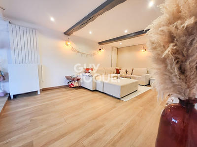 Maison - 180 m² - 7 pièces