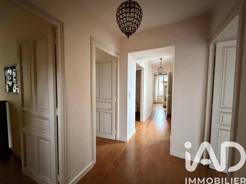 Maison - 174 m² - 8 pièces