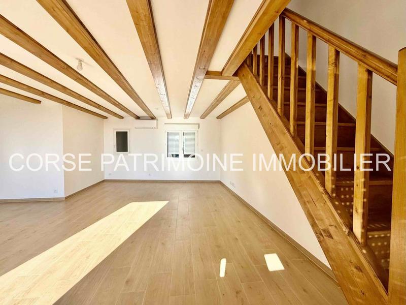 Appartement - 85 m² - 3 pièces