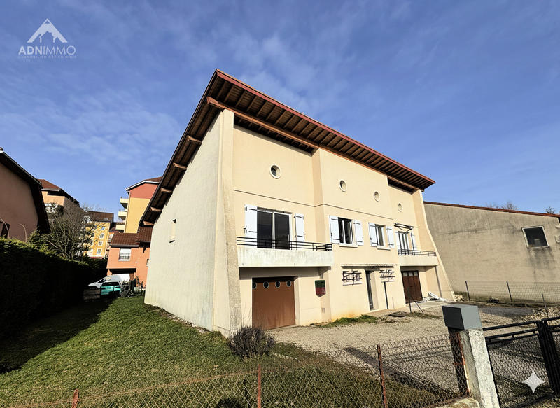 Maison - 88 m² - 3 pièces