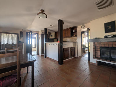 Maison - 140 m² - 4 pièces