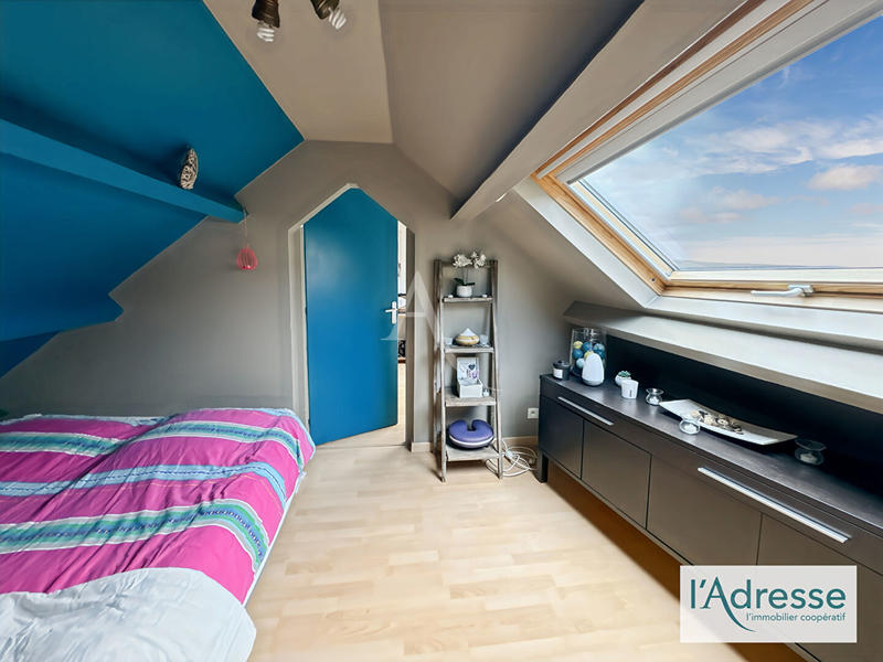 Maison - 94 m² - 6 pièces