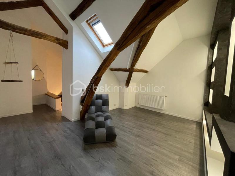 Maison en pierre - 228 m² - 8 pièces