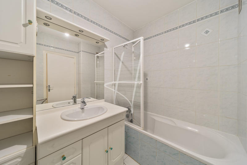 Appartement - 80 m² - 3 pièces